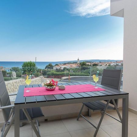 Luxury Residence Luca Krk Town Esterno foto