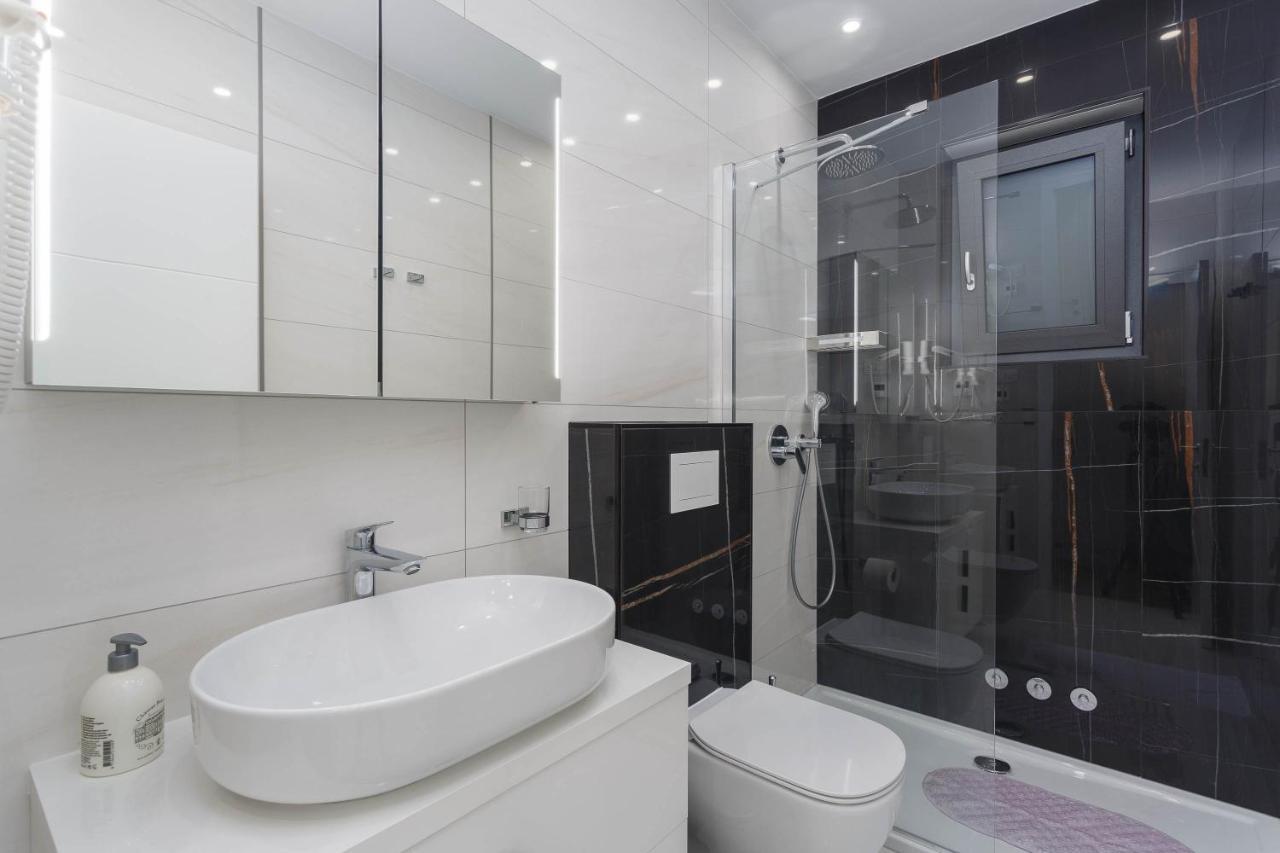 Luxury Residence Luca Krk Town Esterno foto